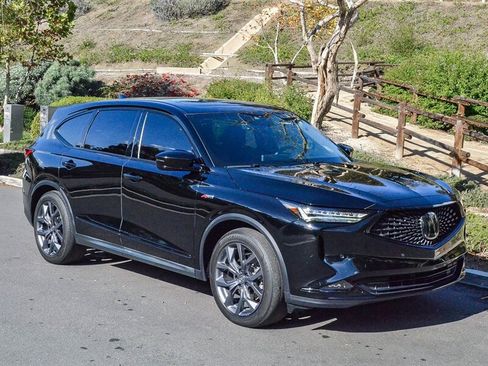 Used 2023 Acura MDX A-Spec image 7