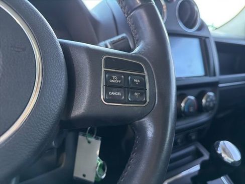 Used 2011 Jeep Patriot Latitude image 30