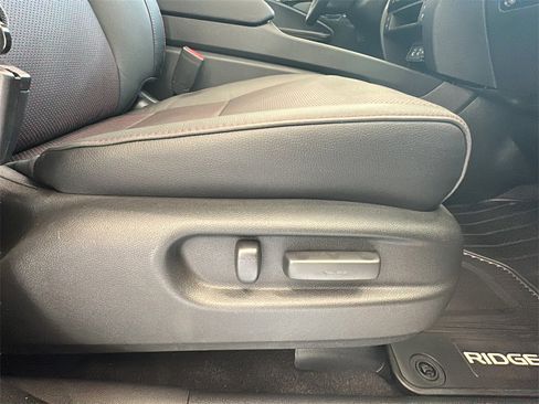 New 2026 Honda Ridgeline Black Edition image 17