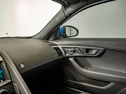 Used 2023 Jaguar F-TYPE Coupe image 29