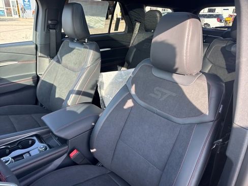 New 2026 Ford Explorer ST image 26