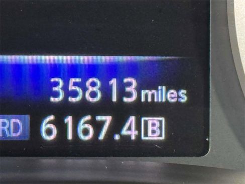 Used 2018 INFINITI Q60 3.0t Luxe w/ Sensory Package 3.0T Luxe image 2