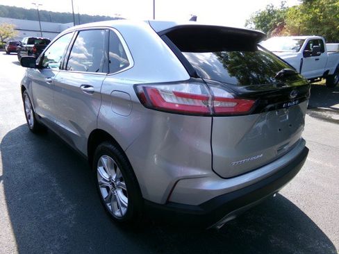 Used 2023 Ford Edge Titanium image 7