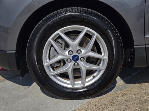 Used 2021 Ford Edge SEL image 7