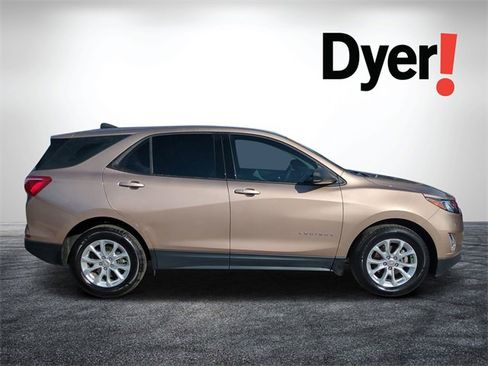 Used 2019 Chevrolet Equinox LS w/ LPO, Cargo Package image 2