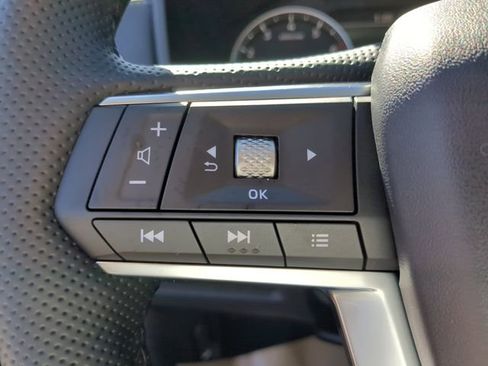 New 2026 Mitsubishi Outlander SE image 32