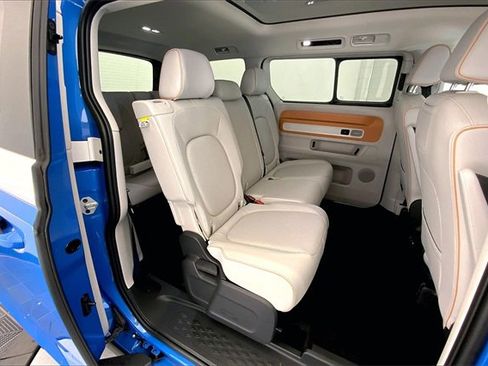 New 2025 Volkswagen ID. Buzz Pro S Plus image 10