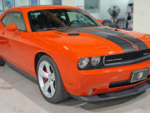 Used 2008 Dodge Challenger SRT8 image 10