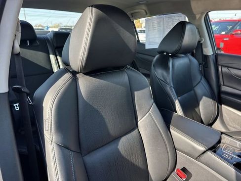 Used 2023 Nissan Maxima SV w/ Floor Mat Group image 25