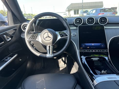 Used 2025 Mercedes-Benz C 300 Sedan image 15
