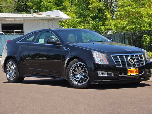 Used 2013 Cadillac CTS Performance AWD/4WD image 2