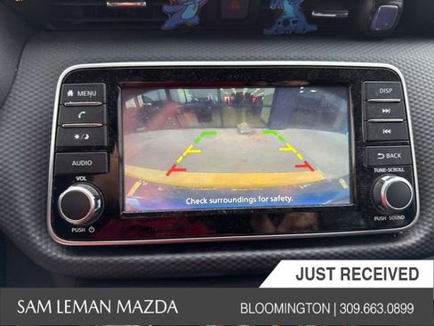 Used 2022 Nissan Kicks S image 4