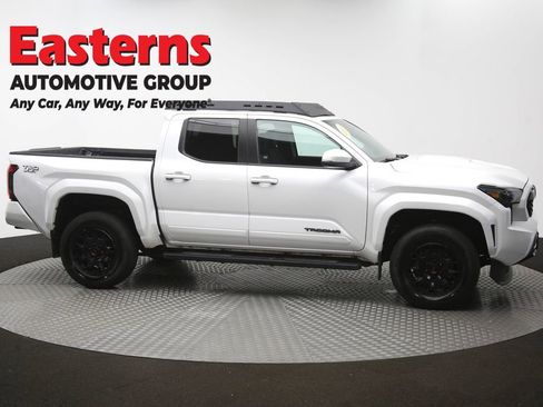 Used 2024 Toyota Tacoma TRD Sport w/ TRD Sport Upgrade Package AWD/4WD image 52