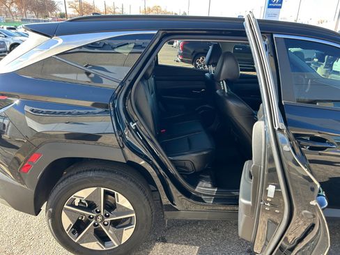 Used 2025 Hyundai Tucson SEL image 30
