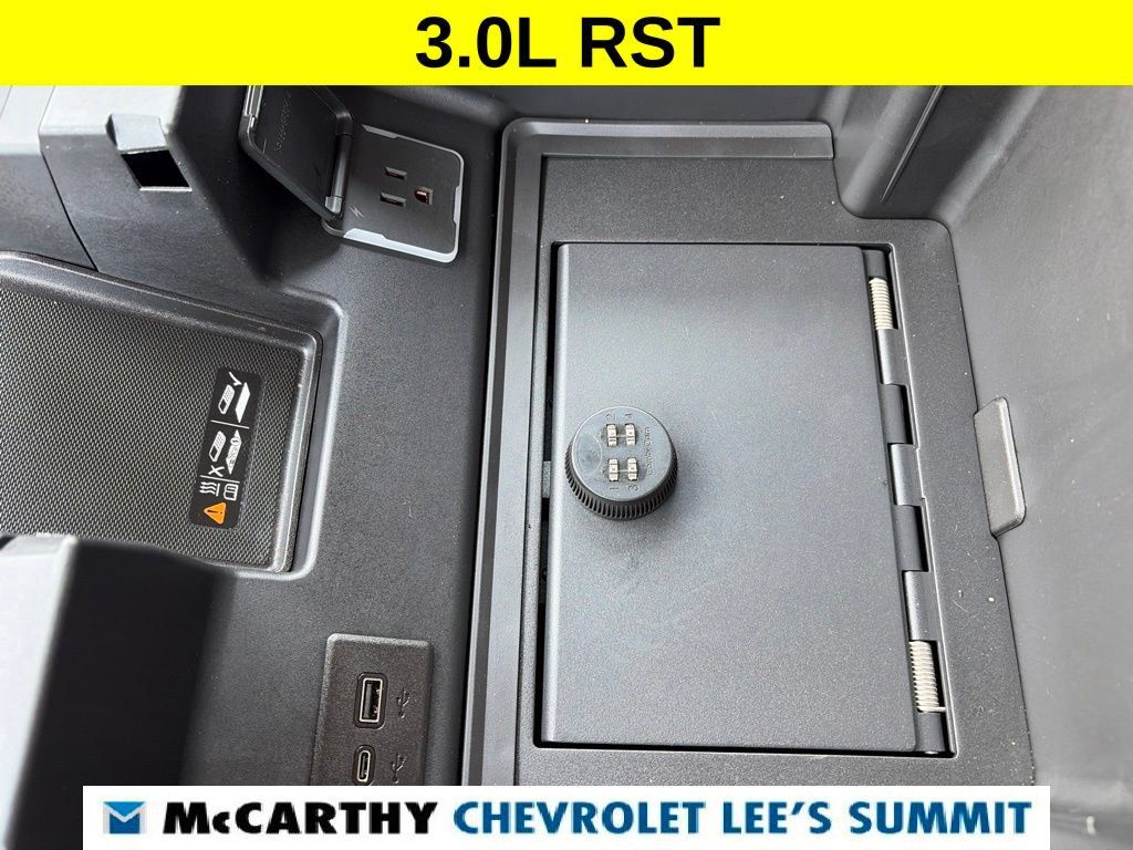 Used 2025 Chevrolet Silverado 1500 RST w/ All Star Edition Plus AWD/4WD image 22