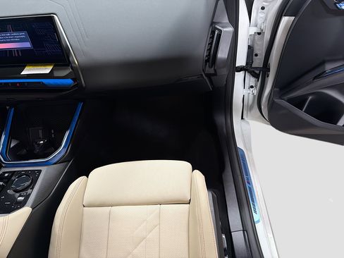 New 2026 BMW X3 xDrive30 w/ Premium Package image 17