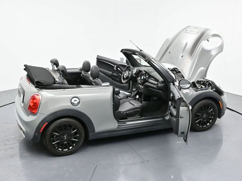 Used 2019 MINI Cooper S image 34