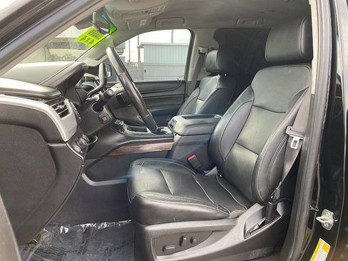 Used 2019 GMC Yukon XL SLT image 10