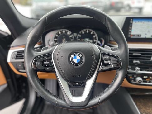 Used 2018 BMW 530i xDrive 530i xDrive AWD 4dr Sedan image 26