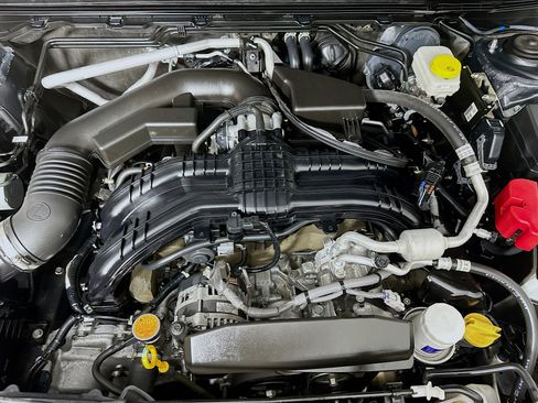 Used 2024 Subaru Crosstrek 2.0i Premium image 32