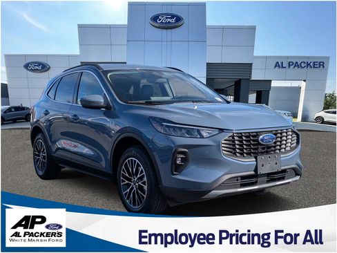 New 2026 Ford Escape SE FWD image 1