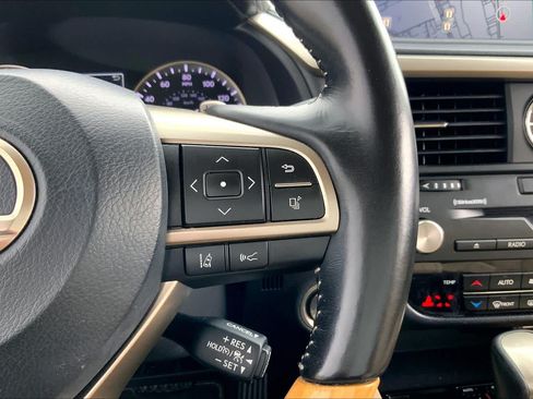 Used 2021 Lexus RX 350L FWD w/ Premium Package image 24