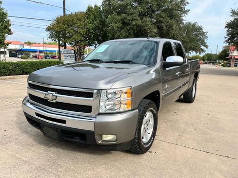 Used 2009 Chevrolet Silverado 1500 LT w/ Texas Edition image 1