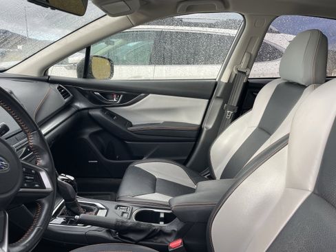 Used 2019 Subaru Crosstrek 2.0i Limited w/ Moonroof Package w/Navigation image 8