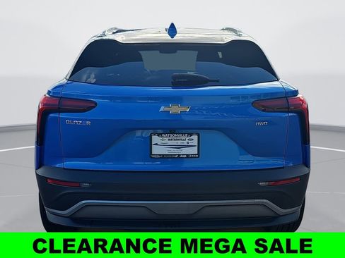 New 2024 Chevrolet Blazer EV LT image 4