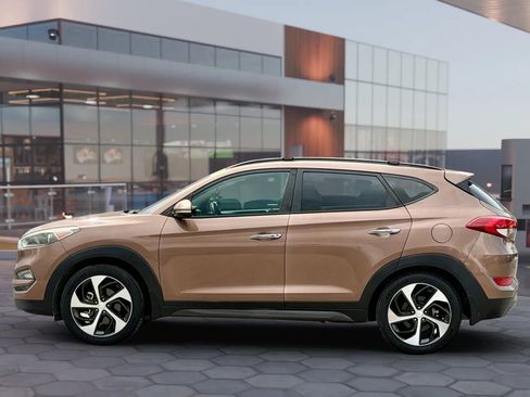 Used 2016 Hyundai Tucson Limited w/ Option Group 03 AWD/4WD image 6