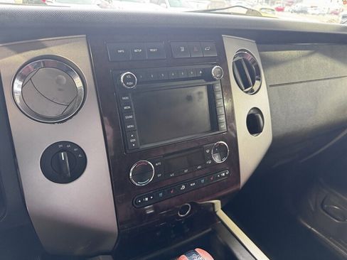 Used 2014 Ford Expedition EL King Ranch image 17