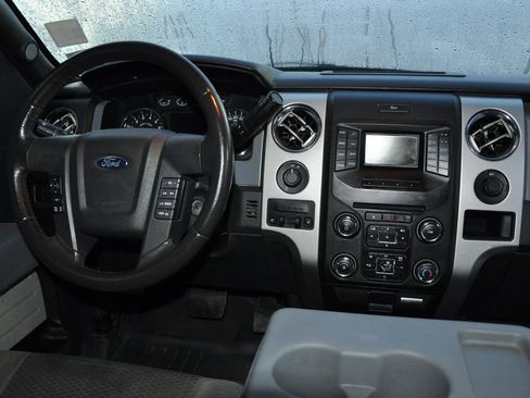Used 2014 Ford F150 XLT w/ Equipment Group 302A Luxury image 19