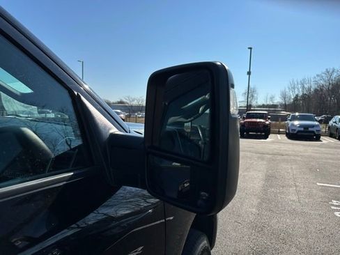 Used 2024 RAM 2500 Big Horn w/ Bed Utility Group image 13