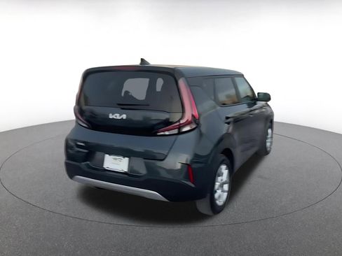 Used 2025 Kia Soul LX w/ LX Technology Package image 12