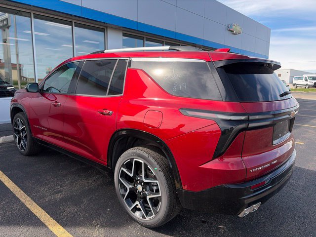 Used 2026 Chevrolet Traverse High Country w/ LPO, Floor Liner Package AWD/4WD image 4
