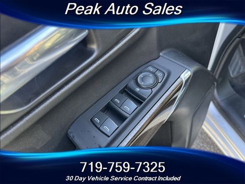 Used 2020 Chevrolet Silverado 1500 LT w/ Trailering Package image 12