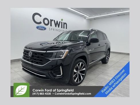 Used 2024 Volkswagen Atlas SEL Premium R-Line image 1