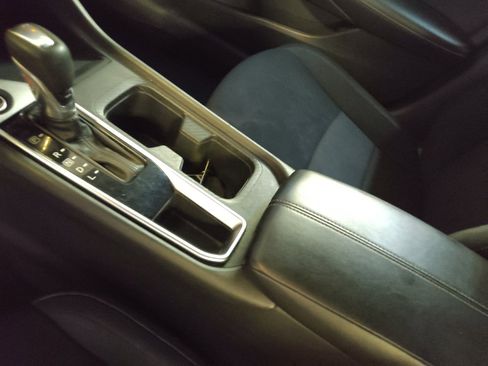 Used 2022 Nissan Sentra SV FWD image 26