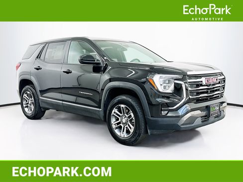 Used 2025 GMC Terrain Elevation image 1