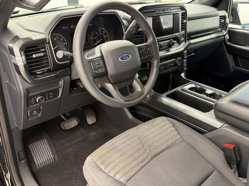 Used 2021 Ford F150 XL w/ STX Appearance Package RWD image 4