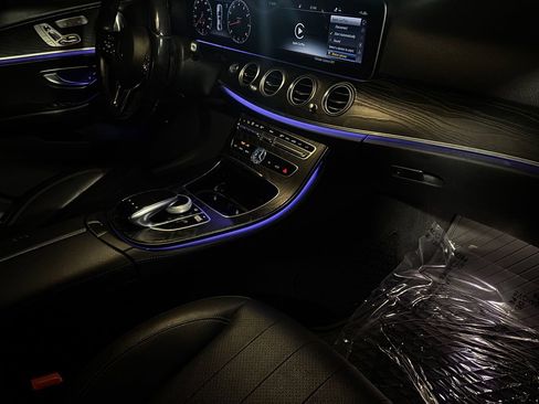 Used 2020 Mercedes-Benz E 350 Sedan image 21