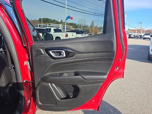 Certified 2022 Jeep Compass Limited w/ (RED) Package image 12
