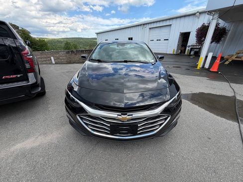 Used 2024 Chevrolet Malibu LT w/ LPO, Floor Liner Package FWD image 8