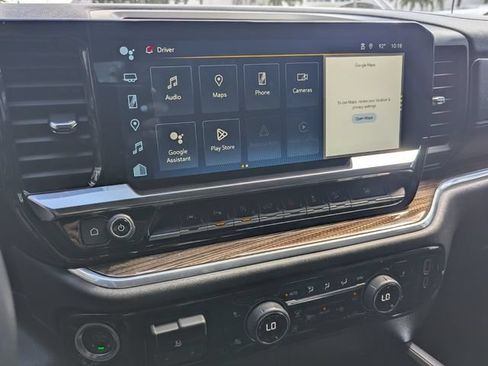 Used 2025 Chevrolet Silverado 1500 LT Trail Boss w/ LT Trail Boss Premium Package AWD/4WD image 20