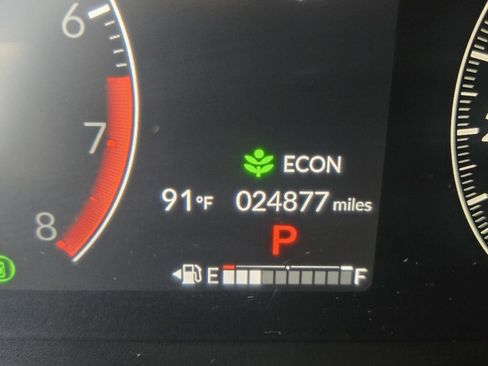 Certified 2024 Honda Pilot TrailSport image 25