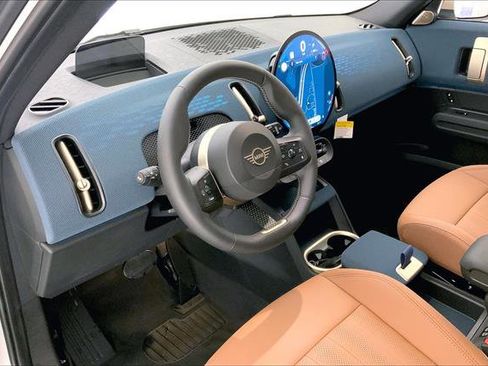 Used 2025 MINI Cooper Countryman S w/ Comfort Package Max image 4