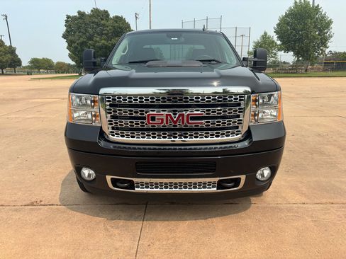 Used 2013 GMC Sierra 2500 Denali image 5