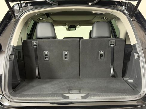 Used 2025 Honda Pilot Touring image 26
