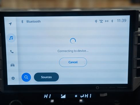 Used 2023 Toyota Tundra Limited w/ Power Package image 29