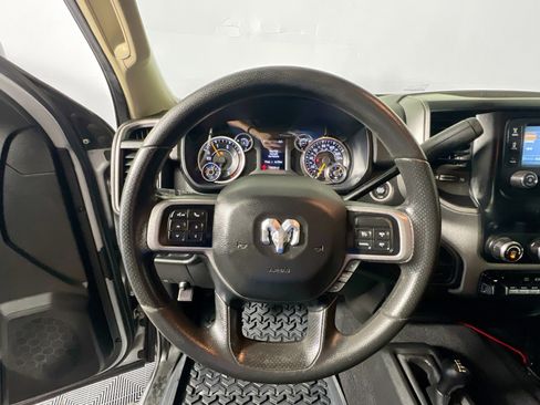 Used 2019 RAM 3500 Tradesman image 16